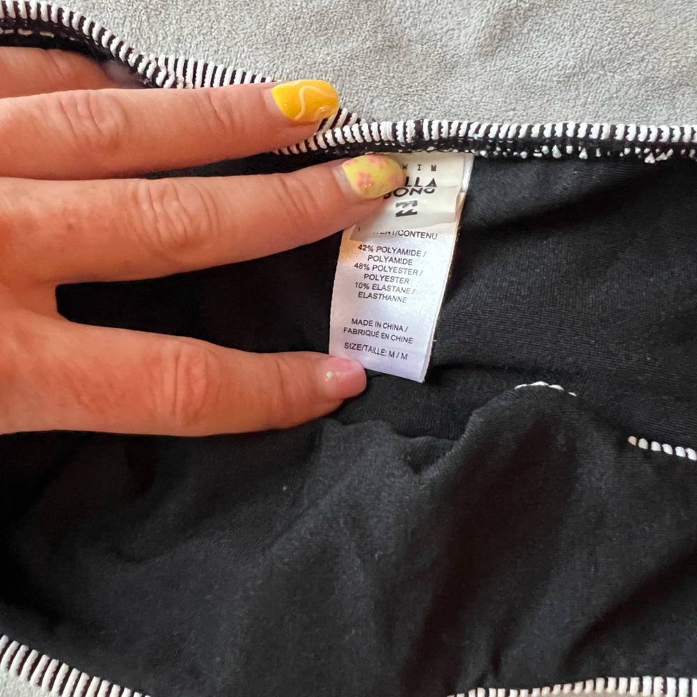 Billabong Mod Move Bikini With Two Different Bott… - image 5